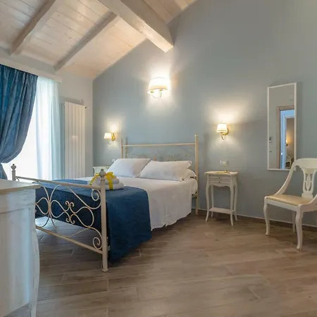 Nocleg ze śniadaniem Le Torri Di 4*