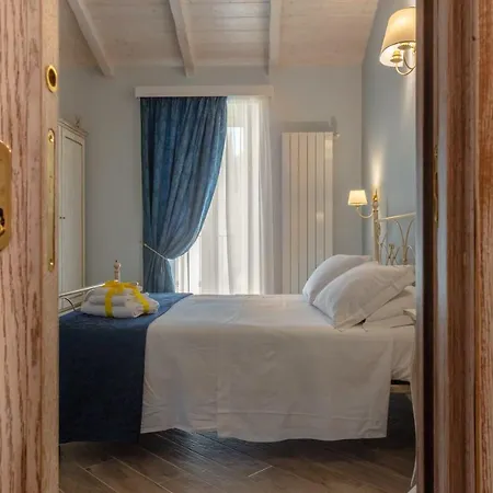 Le Torri Di Bed & Breakfast 4*