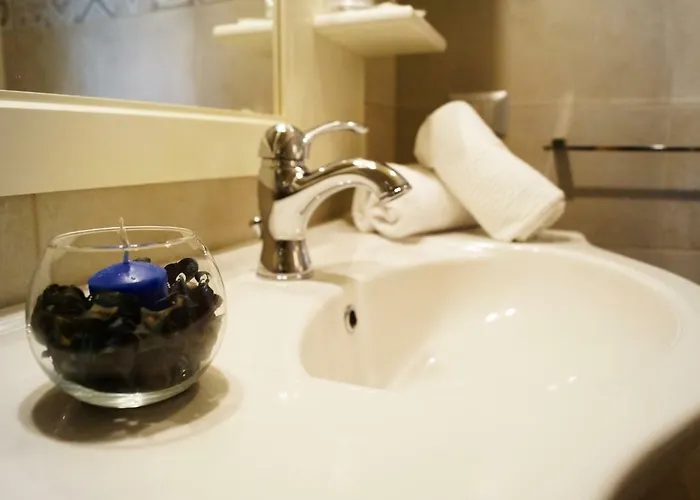 Le Torri Di Tarquinia